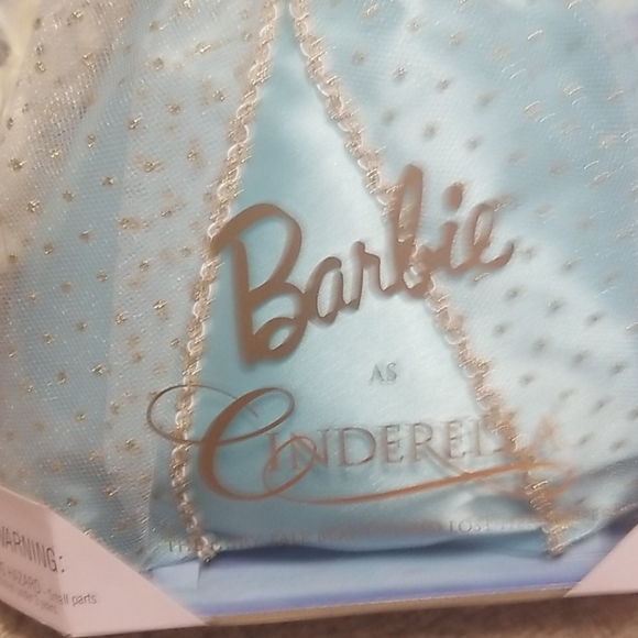 Barbie as Cinderella - Picture 2 of 8